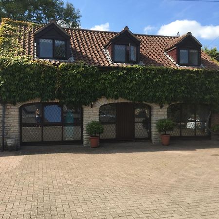 The Old Coach House At Byre House Villa Coalpit Heath Eksteriør billede